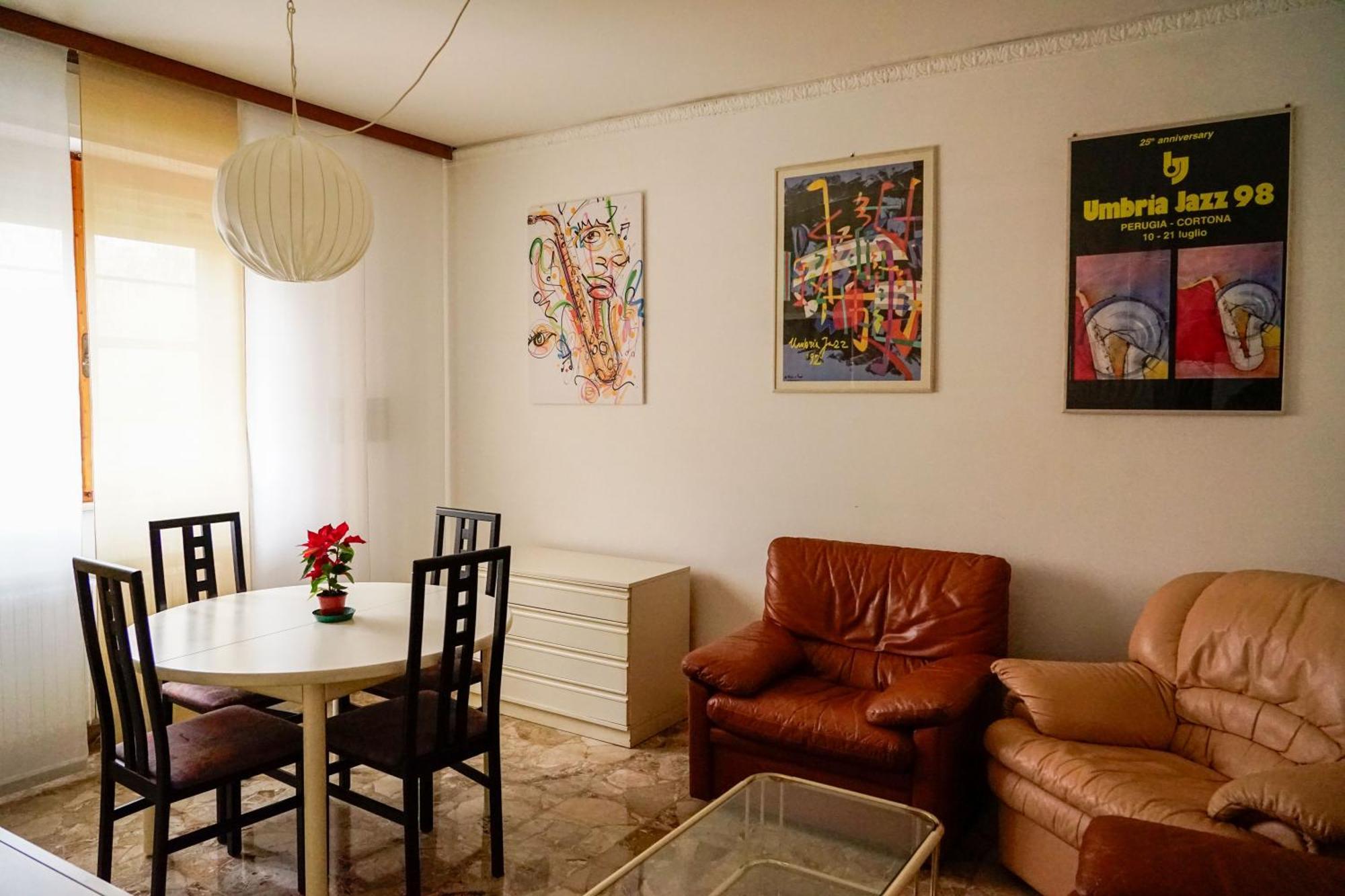Dimora Jazz Apartment เปรูจา ภายนอก รูปภาพ